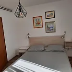 בית הארחה Lera 3*